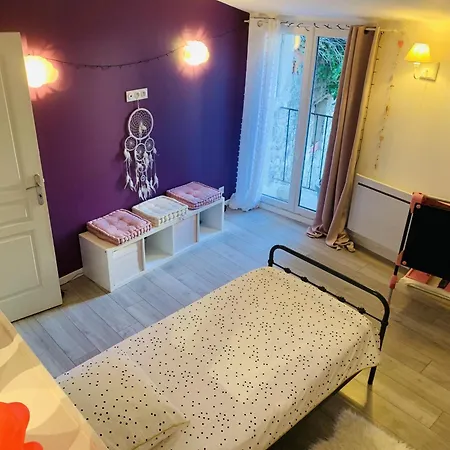La Petite Maison De Village Ferienhaus *